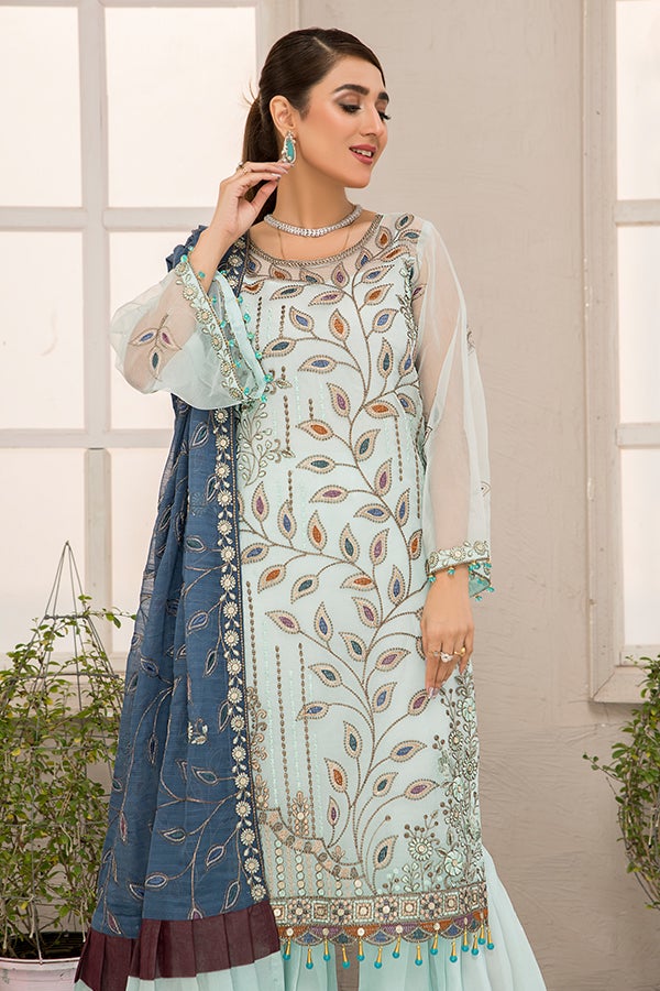 Latest Pakistani Formal Wear with Embroidery 2022