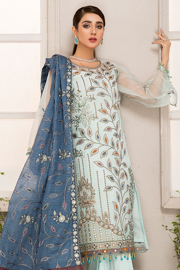 Latest Pakistani Formal Wear with Embroidery Online