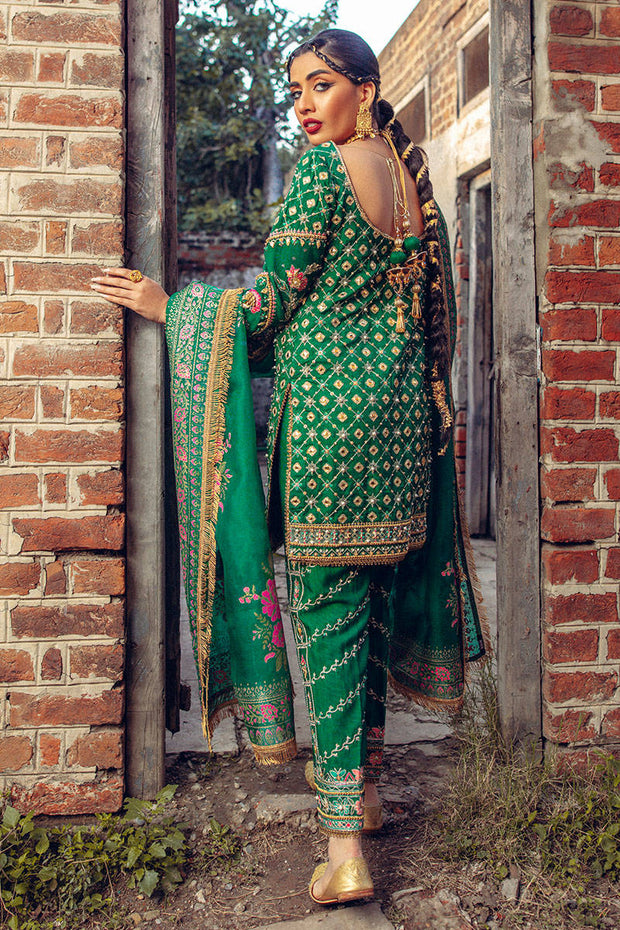 Latest Pakistani Green Salwar Kameez Dress for Mehndi