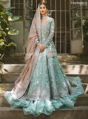 Latest Pakistani Lehenga Design for Walima 2021 Model Look