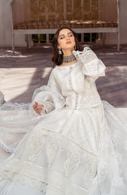 Latest Pakistani Party Dress in White Kameez Trouser Style