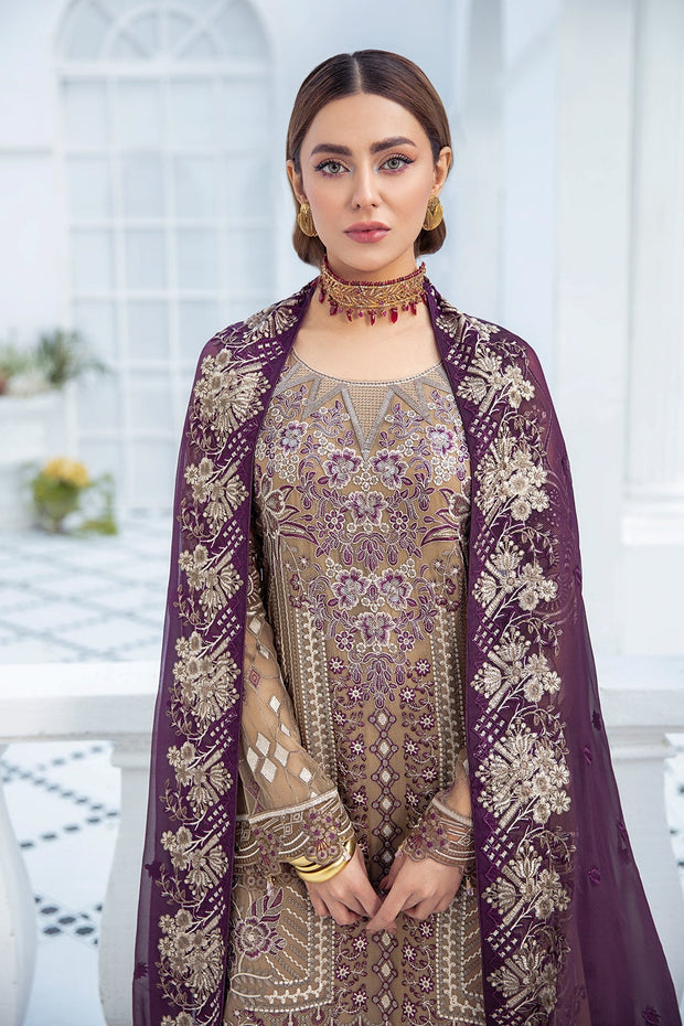 Latest Pakistani Traditional Dress in Chiffon 2022