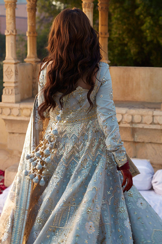 Latest Pakistani Wedding Dress in Royal Pishwas Frock Style