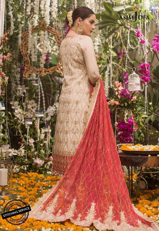 Latest Pakistani Wedding Party Outfit Backside Look