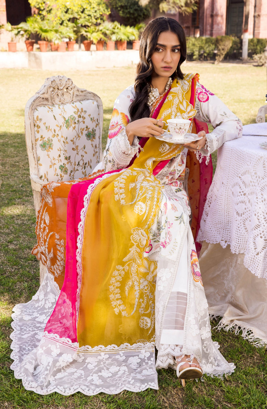 Latest Pakistani White Eid Dress in Kameez and Trouser Style