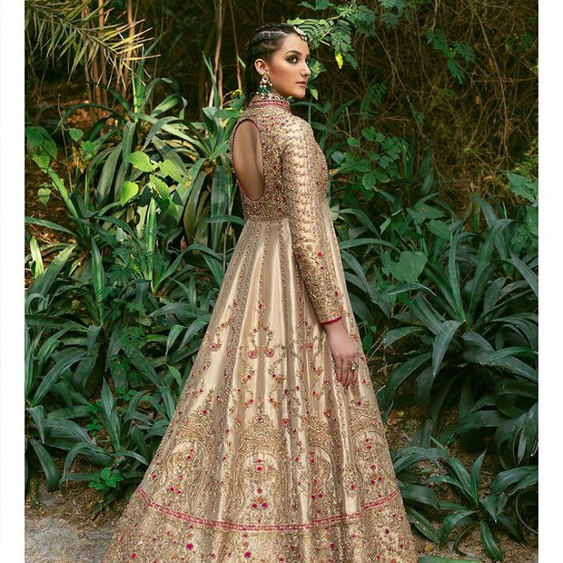 Latest Pishwas Lehenga Golden Bridal Dress Pakistani