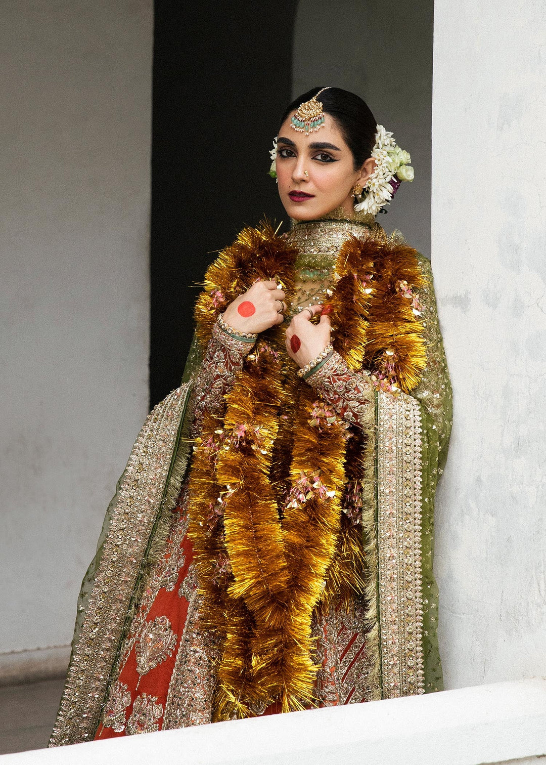 Exquisite Pakistani Bridal Lehenga and Choli Dress