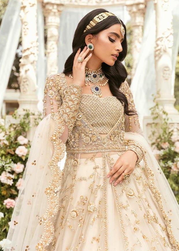 Latest Royal Pakistani Bridal Gown Lehenga with Dupatta Dress