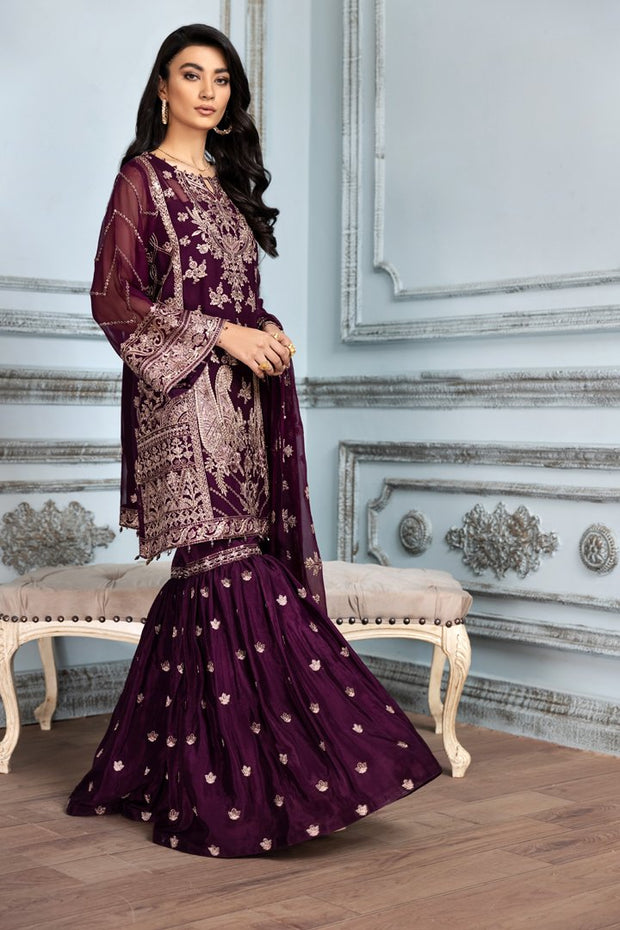 Latest Salwar Kameez Pakistani in Purple Shade Designer