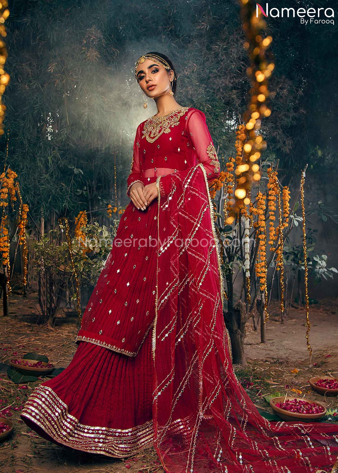 Elegant Pakistani Simple Mehndi Dresses for Bride 2021 Online Nameera by Farooq Elegant Pakistani Simple Mehndi Dresses for Bride 2021 Online Nameera by Farooq