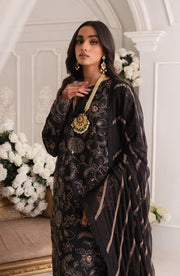 Latest Traditional Black Salwar Kameez Pakistani Eid Dress
