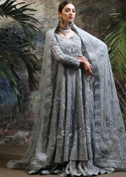 Latest Pakistani Bridal Heavy Dress for Wedding