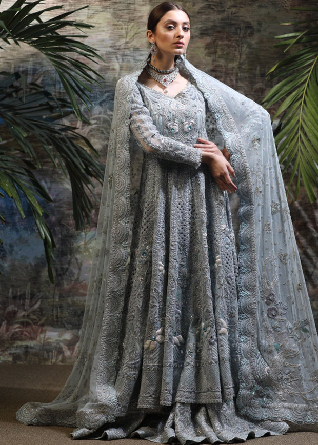 Latest Pakistani Bridal Heavy Dress for Wedding