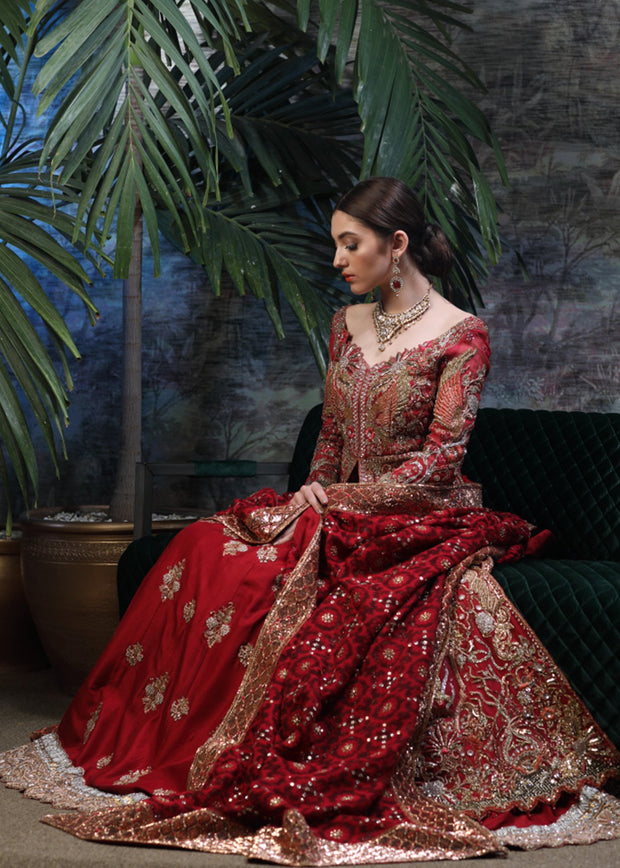 Latest Pakistani Bridal  Lehnga in Red Color for Wedding 