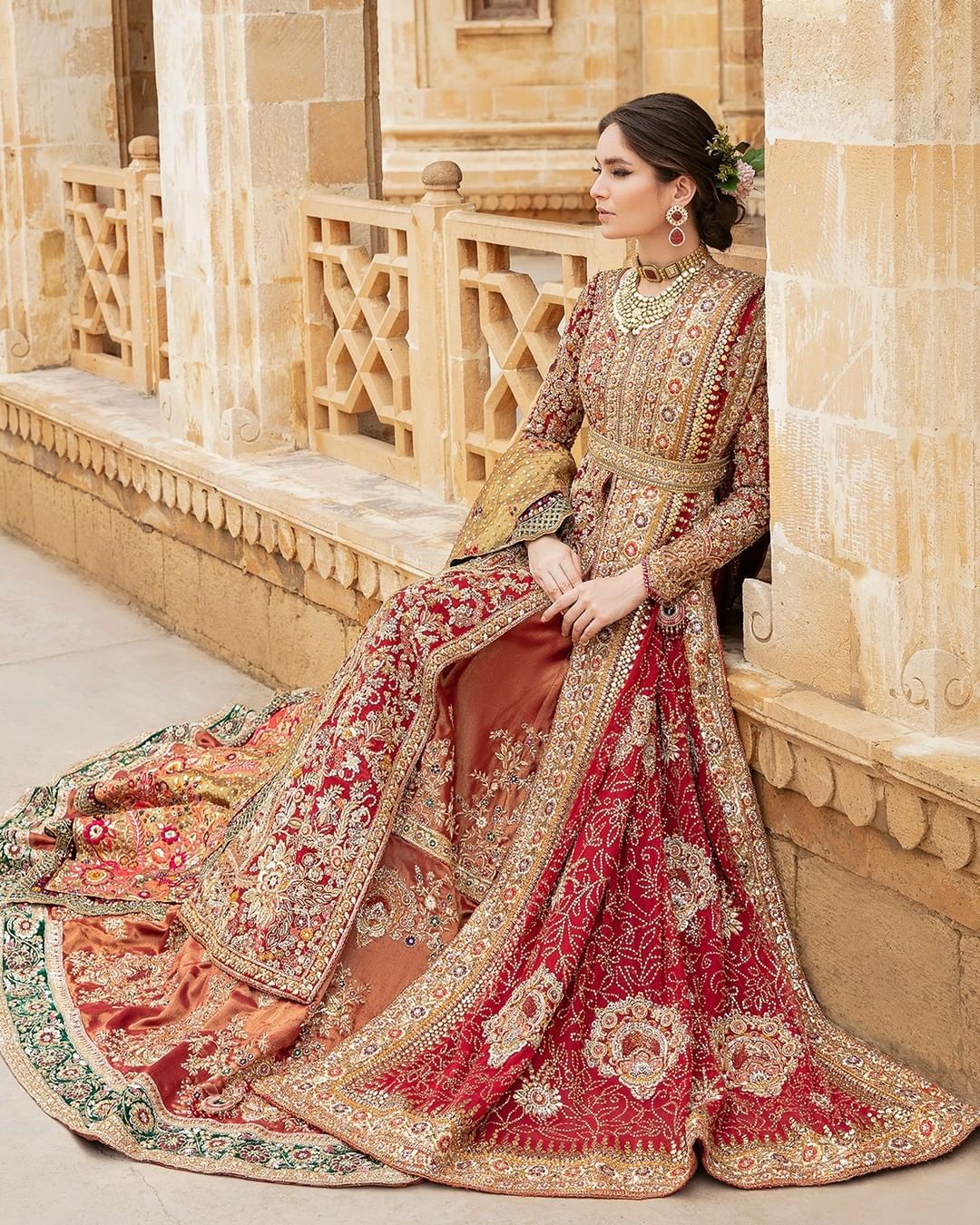 Elegant Red Pakistani Bridal Lehenga Dress with Kameez