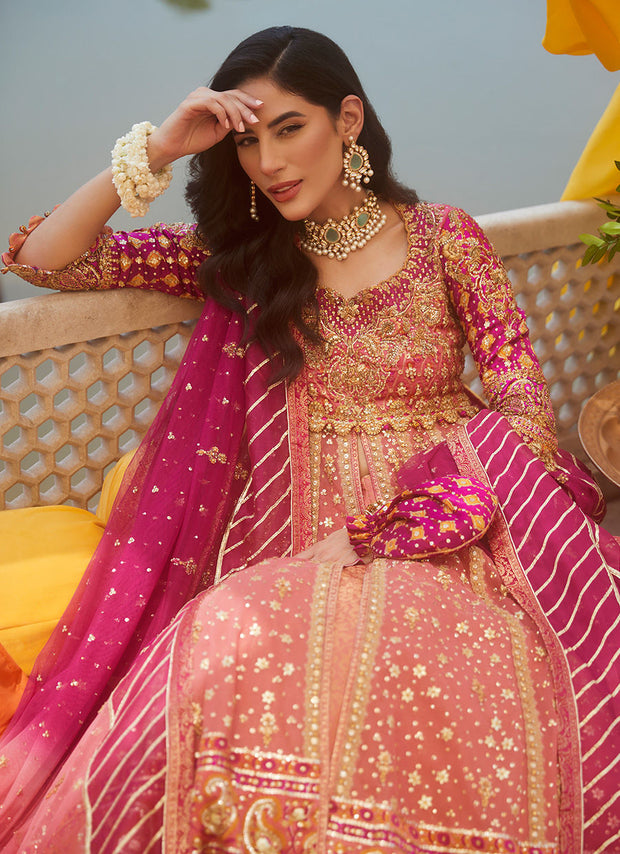 Light pink lehenga bridal online