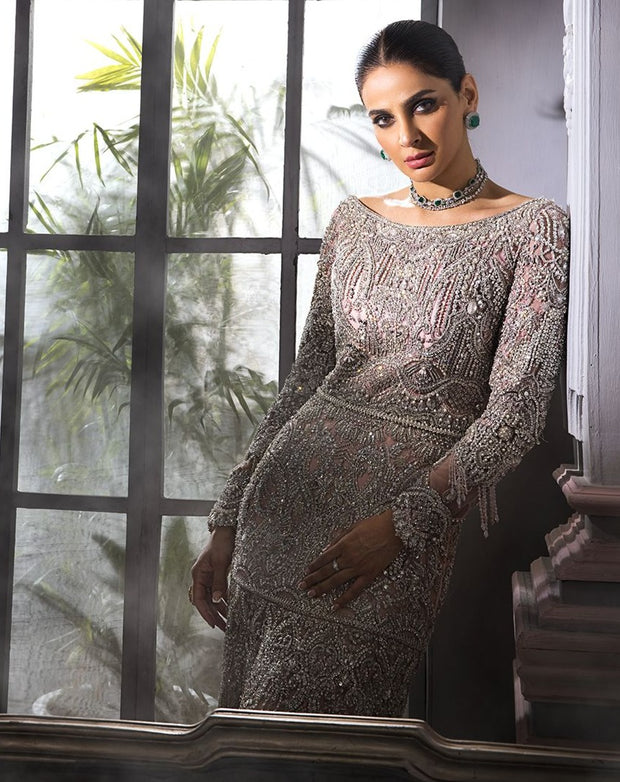 Long Tail Gown Dulhan Dress for Pakistani Bridal Wear
