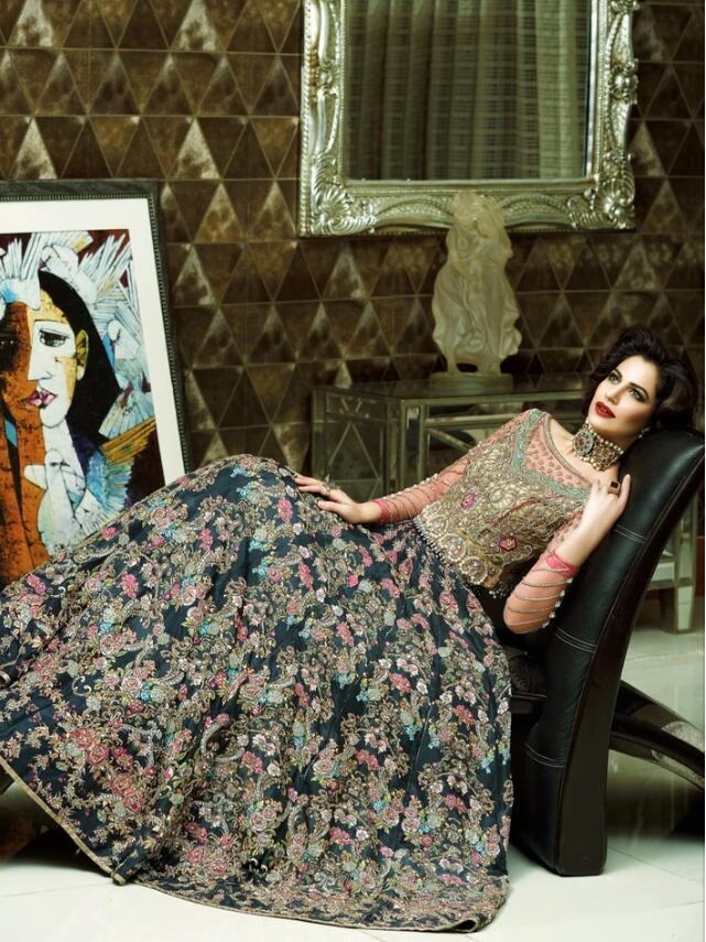 Luxury Pakistani Bridal Lehnga with Embroidery 