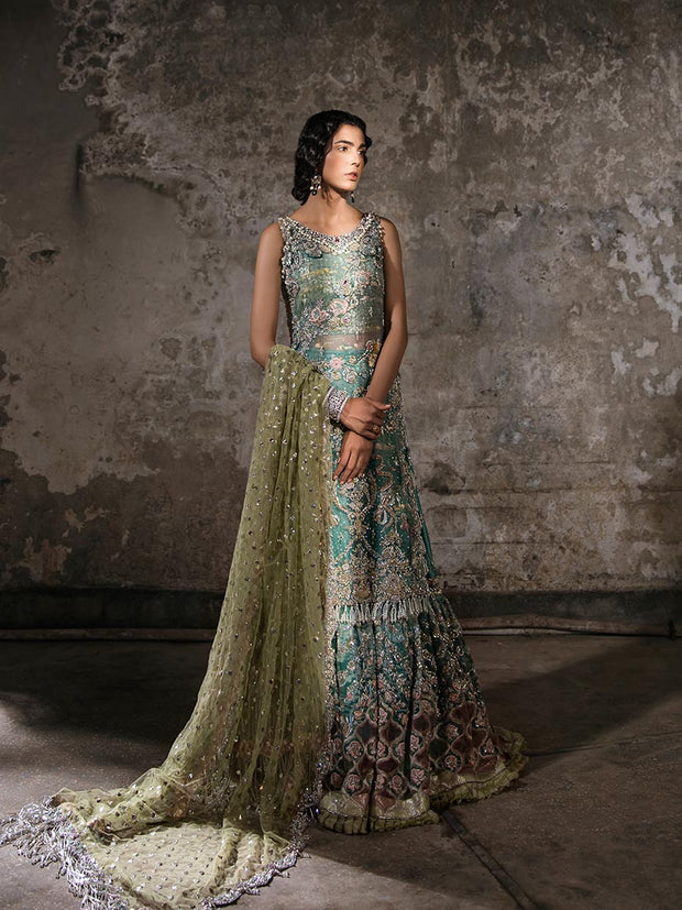Luxury Wedding Wear for Bridal By Pakistani Designer Overall Look