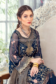 Pakistani Beautiful Wedding Party Dresses 2021 Neckline Work View