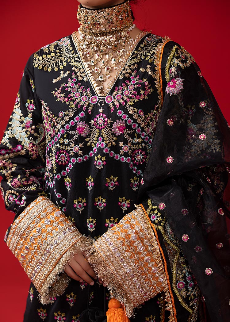 Pakistani Black Dress in Salwar Kameez Style