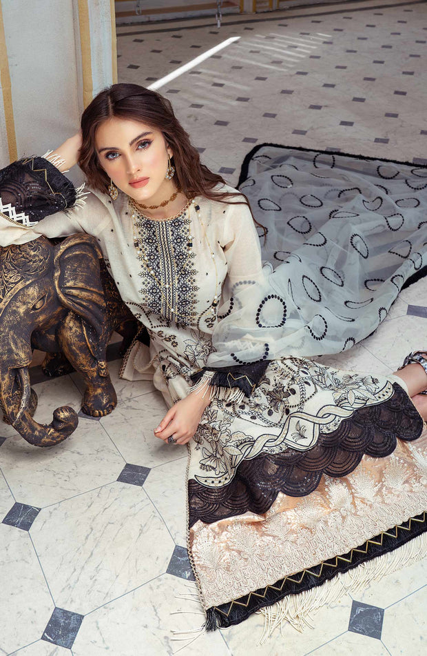 Pakistani Black and White Salwar Kameez Dupatta