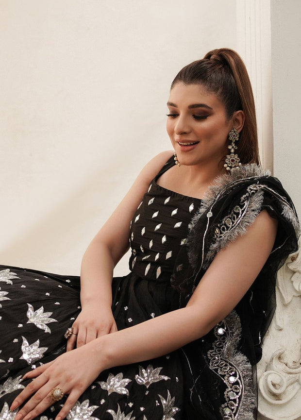 Pakistani Bridal Black Lehenga Choli and Dupatta Dress Online