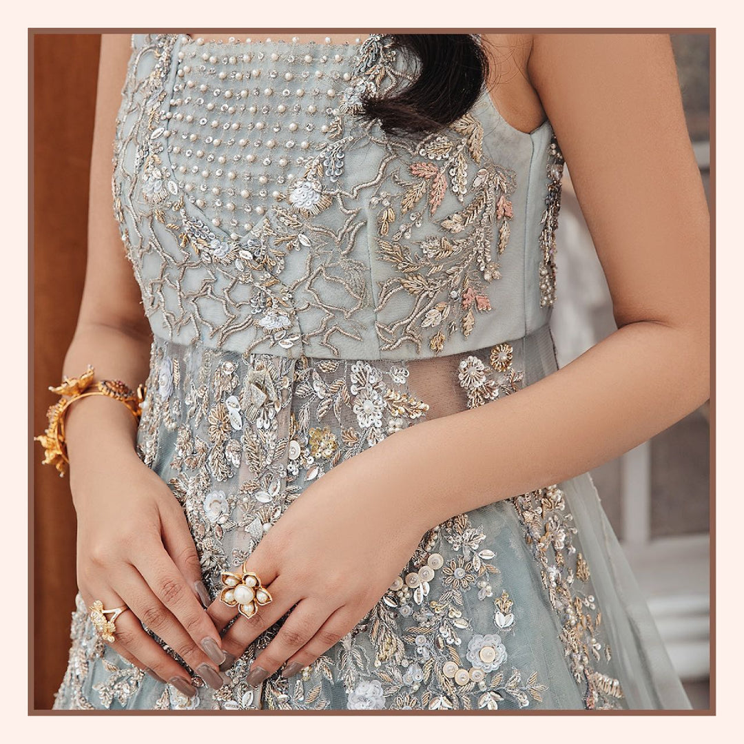 Elegant Pakistani Bridal Dress & Lehenga for Weddings