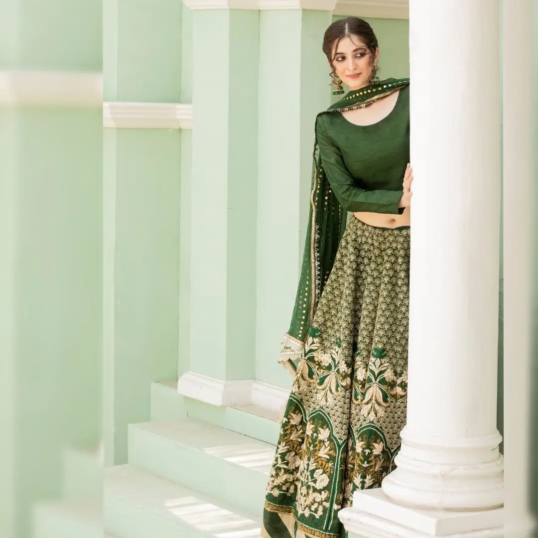 Elegant Green Pakistani Bridal Lehenga Choli for Weddings