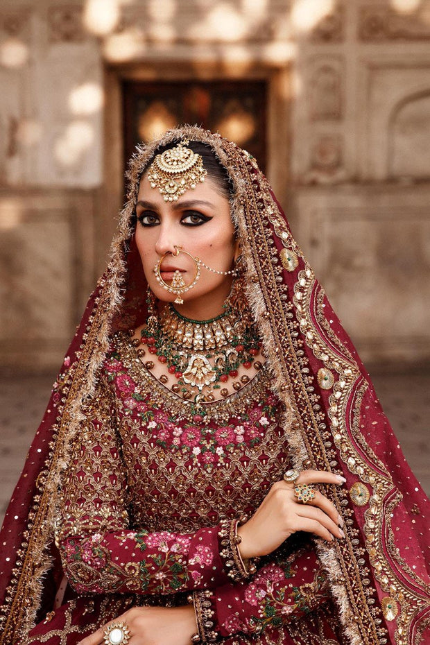 Pakistani Bridal Dress in Traditional Pishwas Style Online