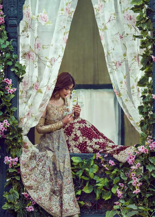 Pakistani Bridal Heavy Wedding Outfit 