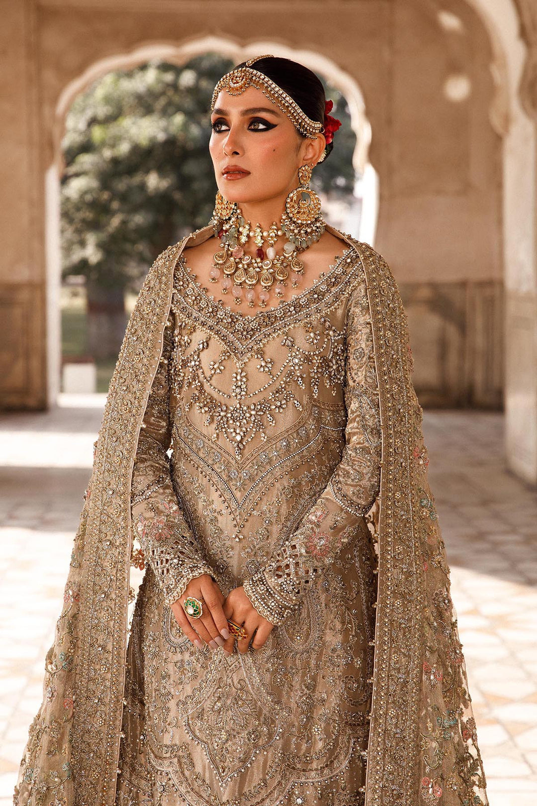Elegant Pakistani Bridal Lehenga Kameez with Dupatta