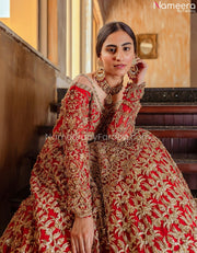 Latest Pakistani Bridal Long Tail Maxi Online Closeup View