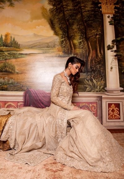 Pakistani Bridal Open Style Frock Lehnga Sidepose