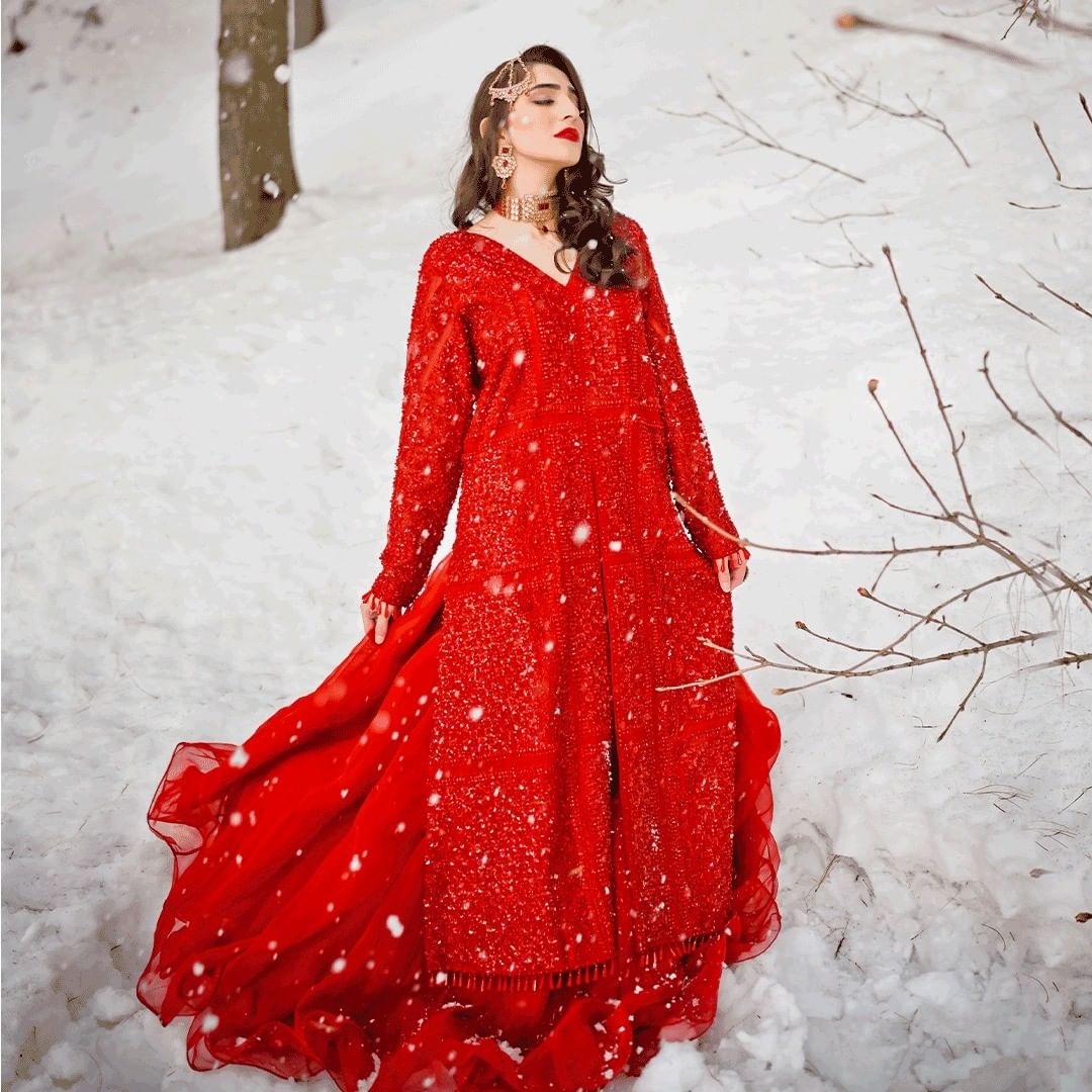 Pakistani Bridal Red Lehenga Kameez Dress