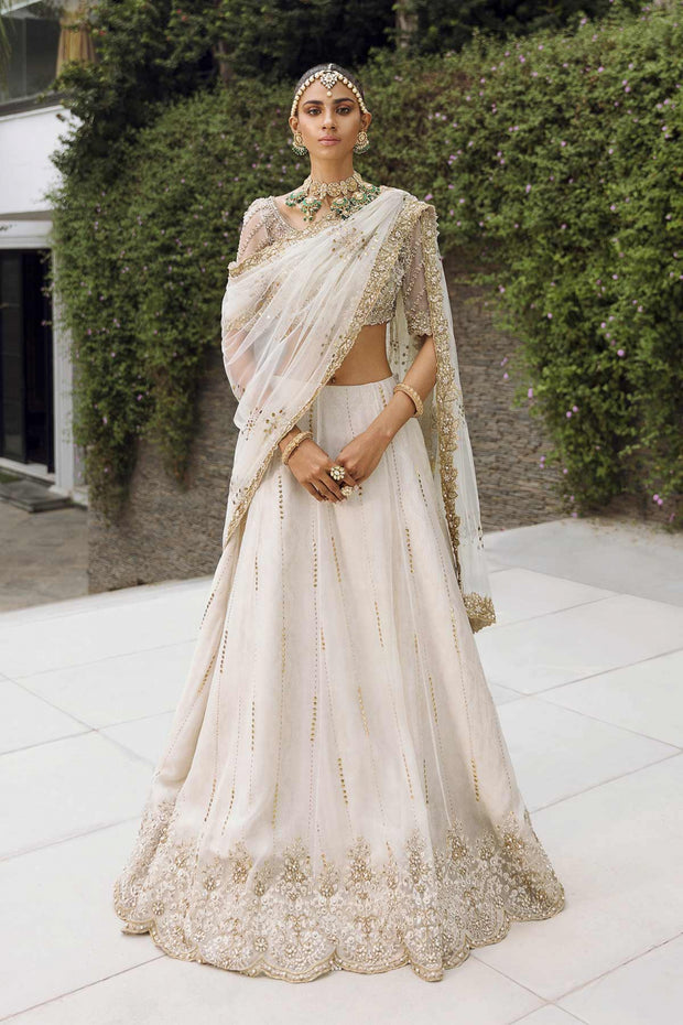 Pakistani Bridal White Gold Lehenga Choli Dupatta Dress Online LARGE Pakistani Bridal White Gold Lehenga Choli Dupatta Dress Online LARGE