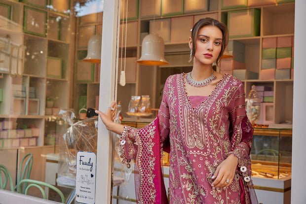 Pakistani Chiffon Dress in Kameez Trouser Style