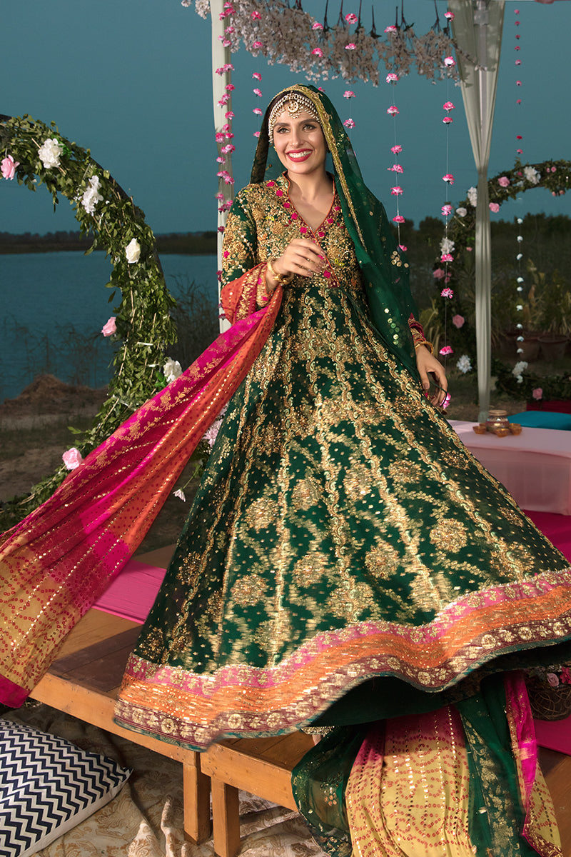 Buy Pakistani Designer Mehndi Wear Online – Nameera by Farooq