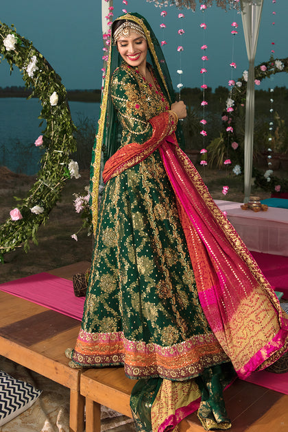 Buy Pakistani Designer Mehndi Wear Online – Nameera by Farooq