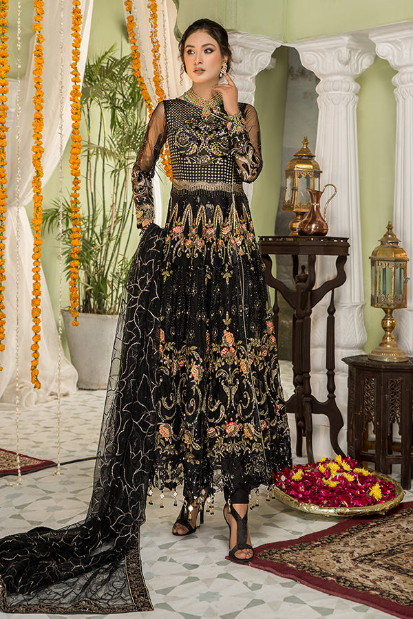 pakistani black dress design Black Dress Hmesha ke tra dress khud design kia tha qk I love wearing black suits [ Pakistani Black Dress, Black Formal Wear, Pakistani Evening Wear, Black Party Dress, Elegant