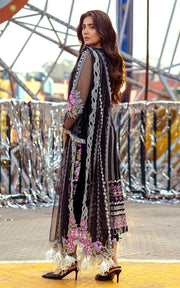 Pakistani Eid Dresses in Black Designer Salwar Kameez 2022