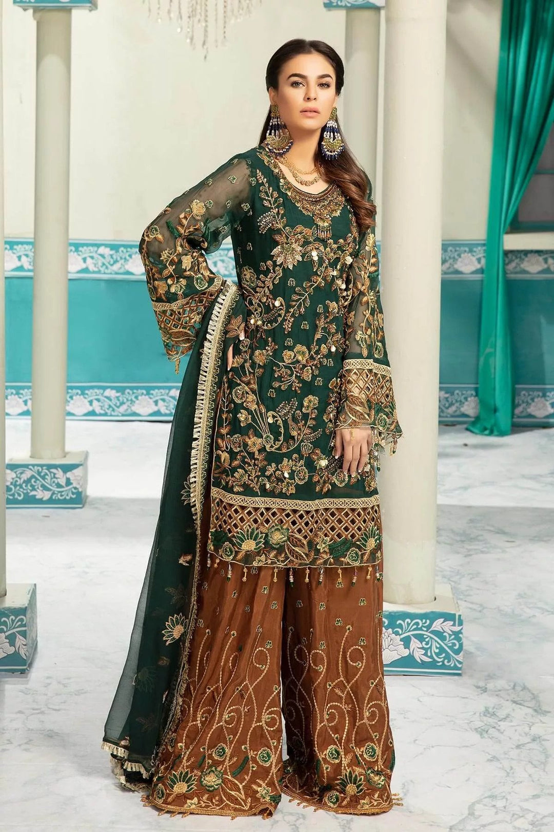 Shop Latest Pakistani Emerald Green Dress In Chiffon Nameera by Farooq Shop Latest Pakistani Emerald Green Dress In Chiffon Nameera by Farooq