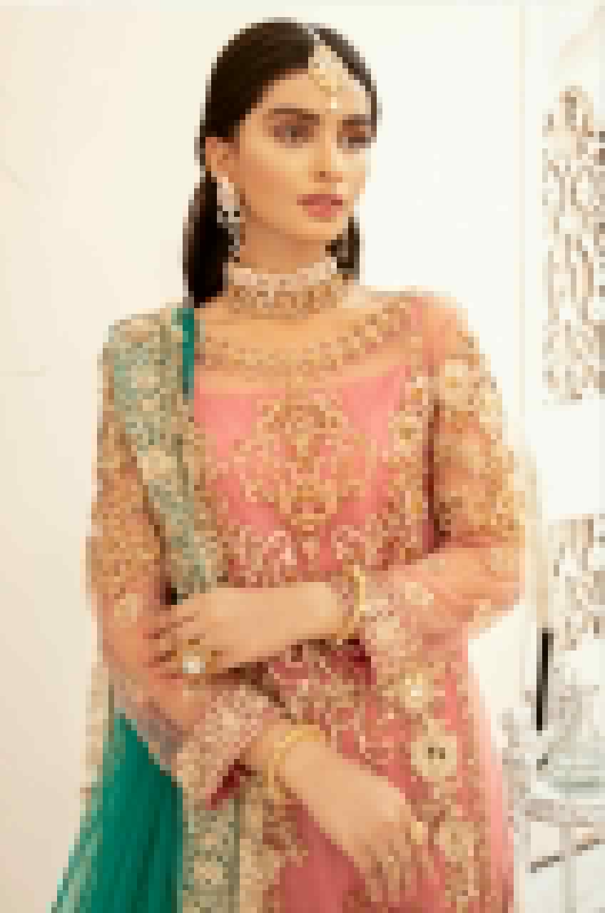 Pakistani Festive Chiffon Wear in Peachy Pink Colo