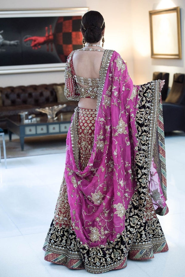 Pakistani Heavy Bridal Lehnga Choli for Wedding Backside