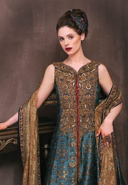 Pakistani Jamawar Bridal Lenga Wear Close Up