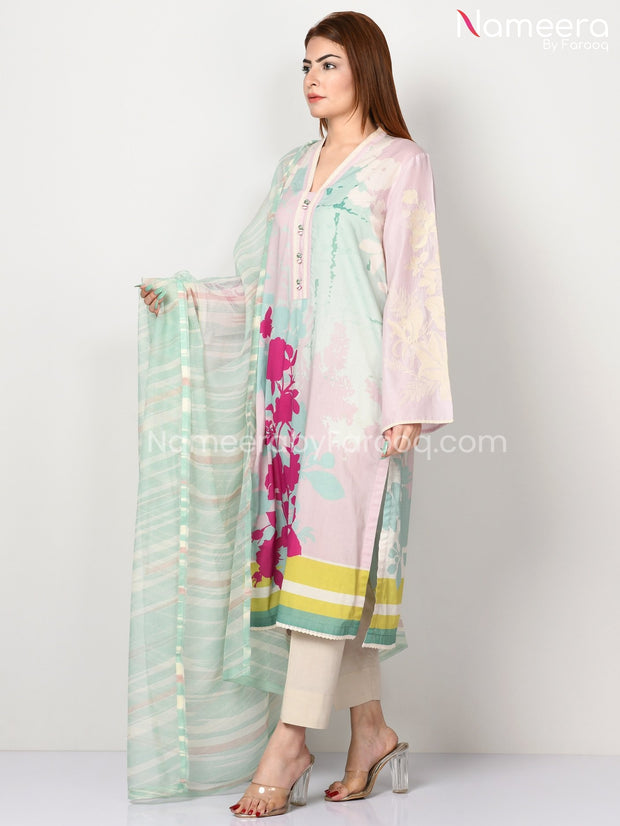 Pakistani Lawn Dresses