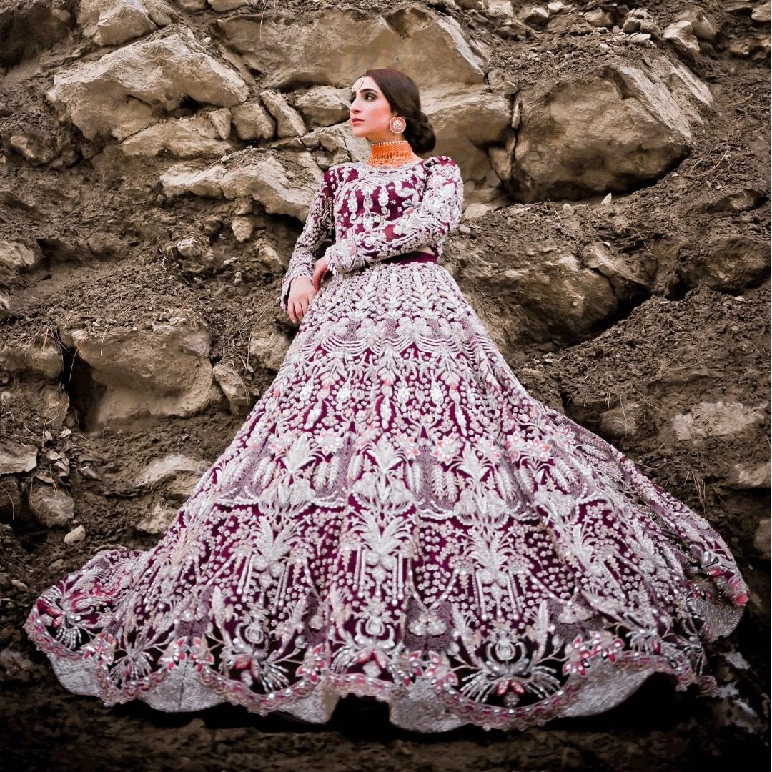 Pakistani Lehenga Choli Dupatta for Bride