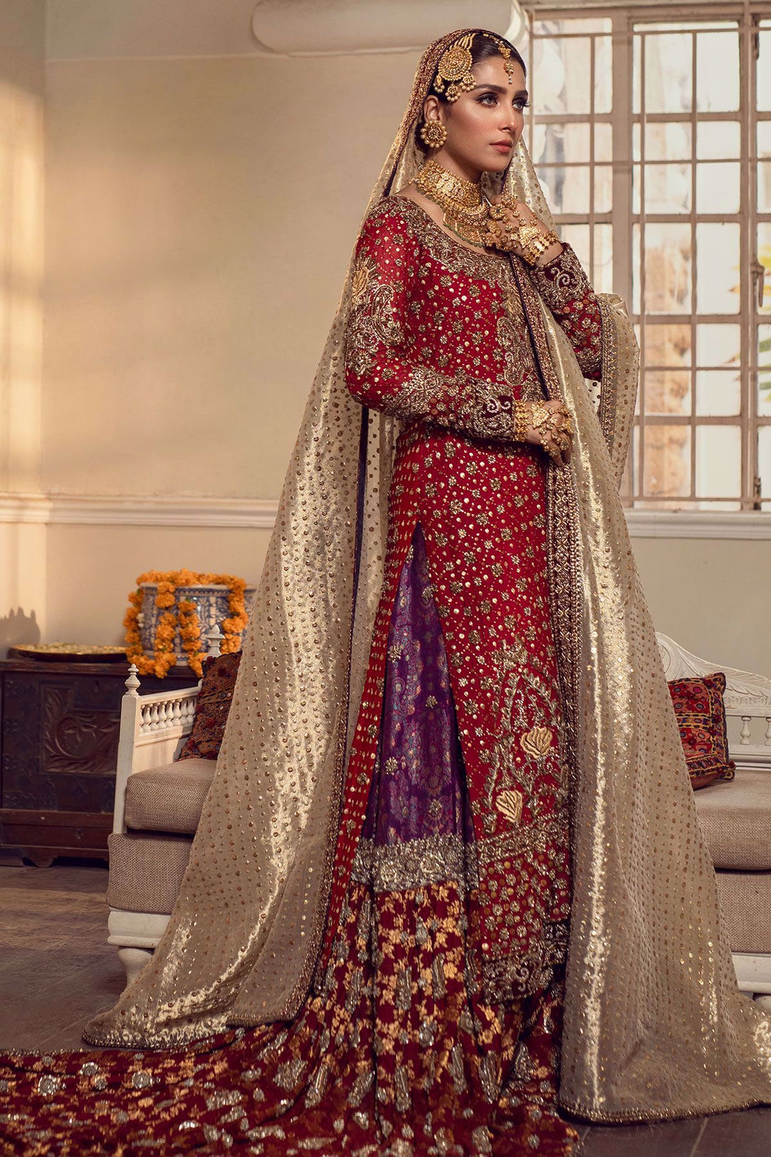 Pakistani Luxury Lehnga Outfit with Embroidery