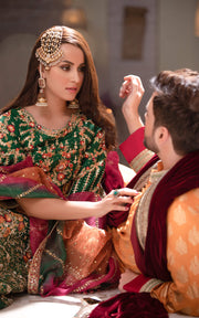 Pakistani Mehndi Dress Design