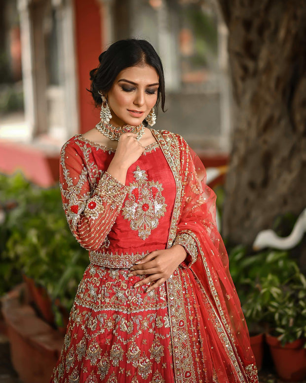 Pakistani Red Lehenga Choli Dress for Bride Online